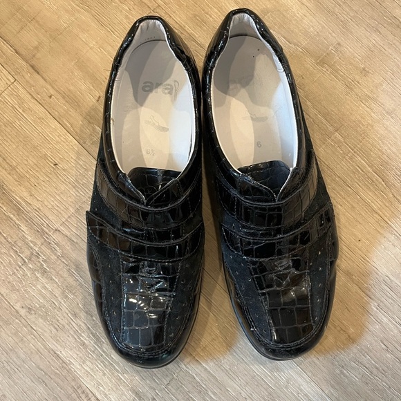 Ara Black Textured Loafers US size 9, Euro 40 - Picture 2 of 16